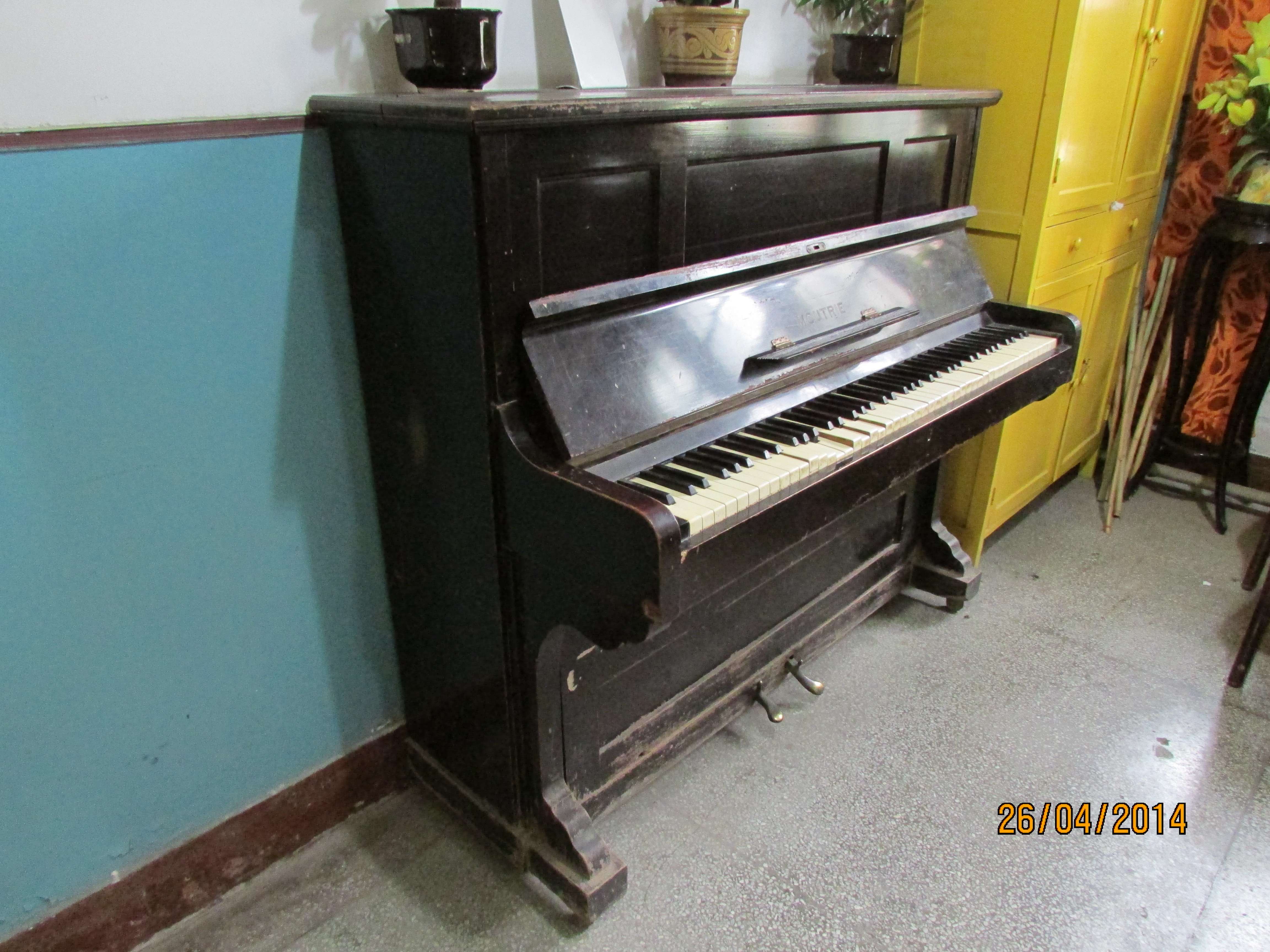 张子宜开办的西安孤儿教养院教学用的山姆·摩德利牌钢琴